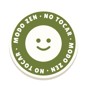 Clac con forma de una insignia redonda y el texto «MODO ZEN · NO TOCAR»